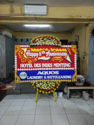 Papan Bunga di Universitas Paramadina