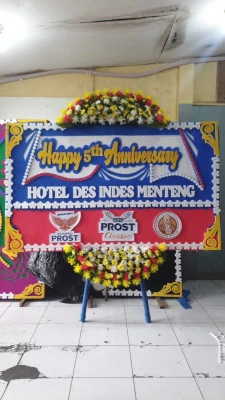 Papan Bunga di Universitas Paramadina